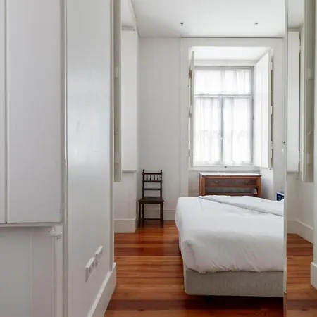 Plum Guide - Stable Doors Appartement Lisboa